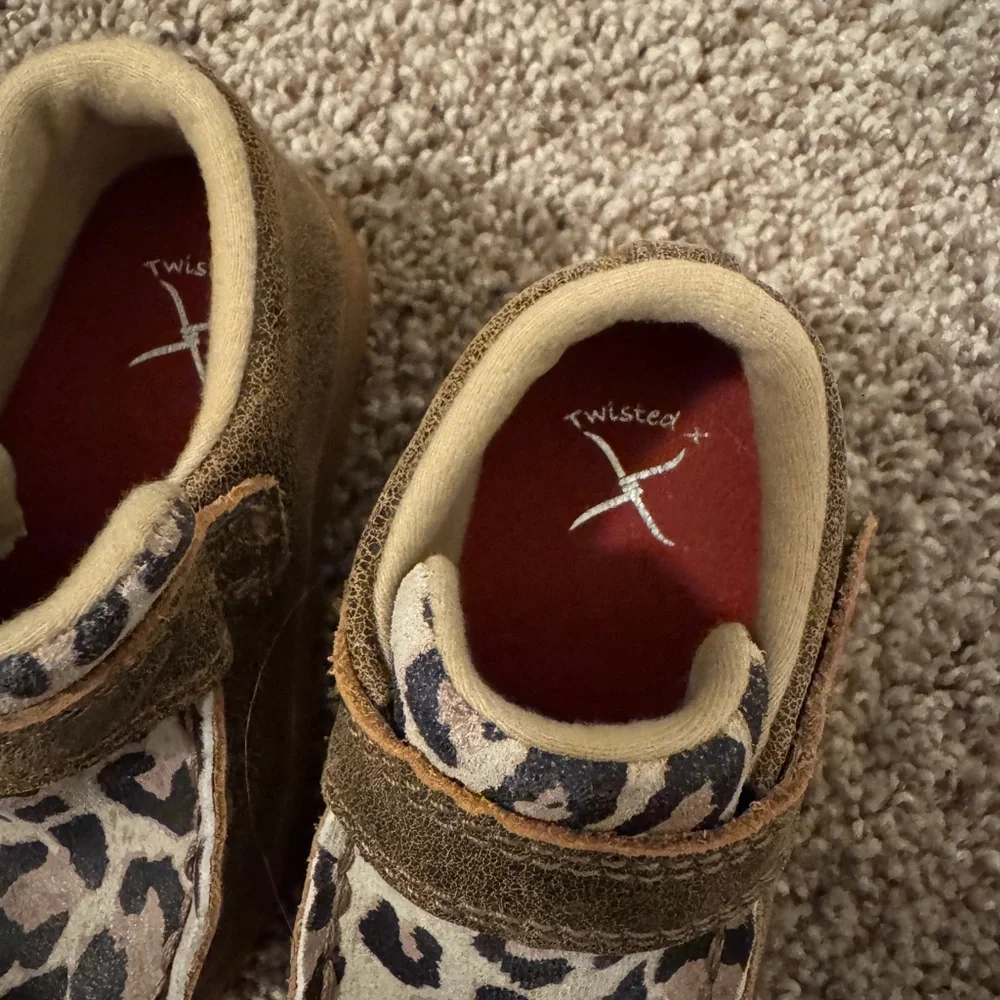 Twisted X Kids' Moccasins - Leopard and Tan